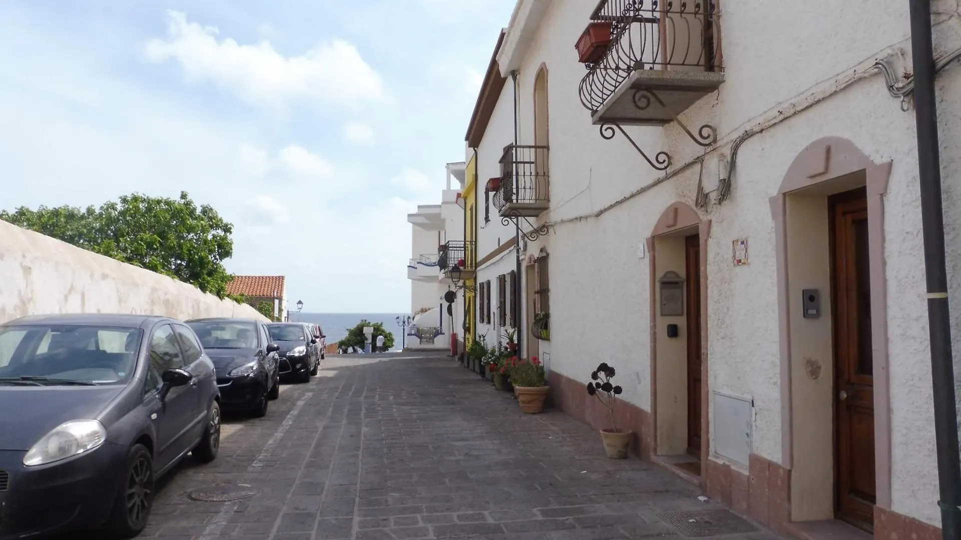 Apartment Monolocale A Pochi Passi Dal Mare Italy